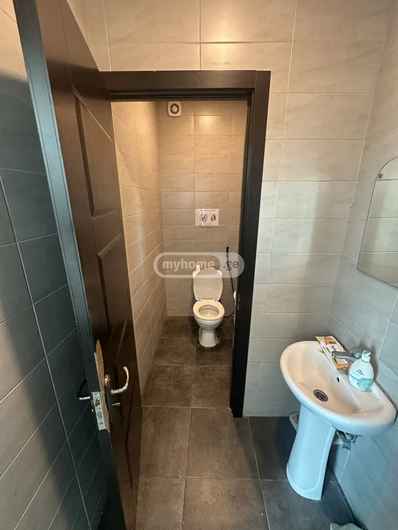 Daily Rent Universaluri Commercial Space In Saburtalo, 6 of 12