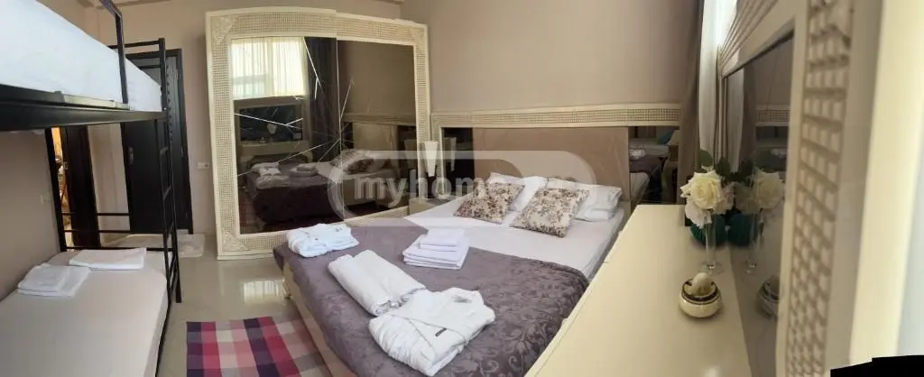 For Rent 10+ Room Sastumro Nadzaladevshi, 2 of 11