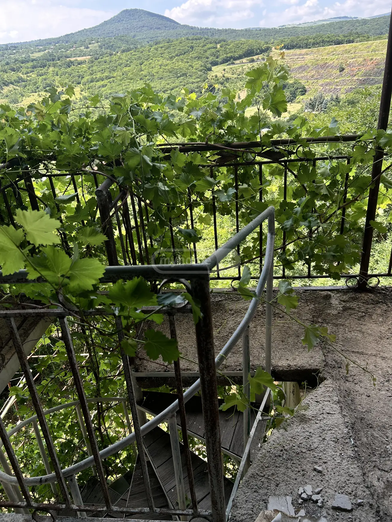 For Sale 4 Room Country House Tetritsqaroshi view 6