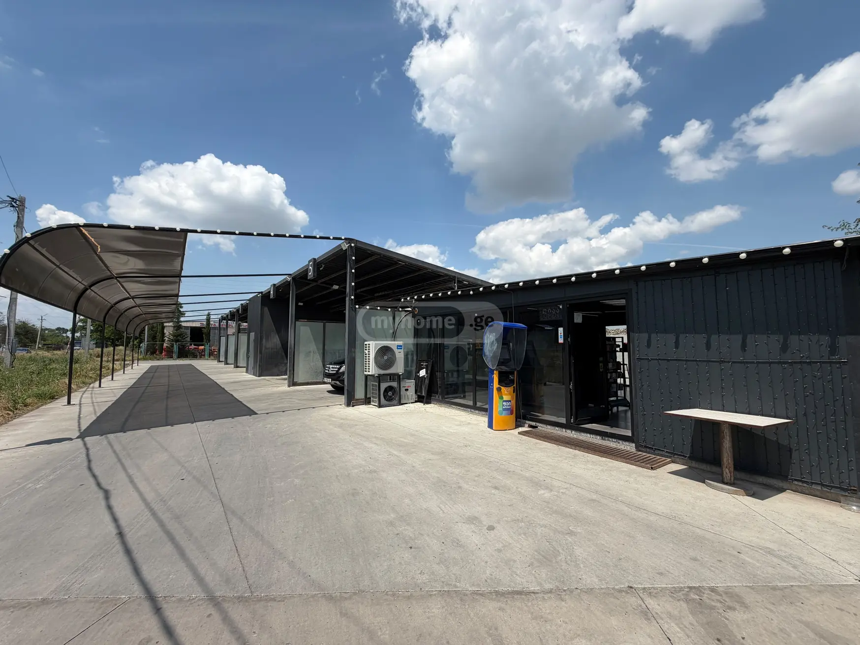 For Sale Avtosamretskhao Commercial Space Rustavshi, 1 of 11