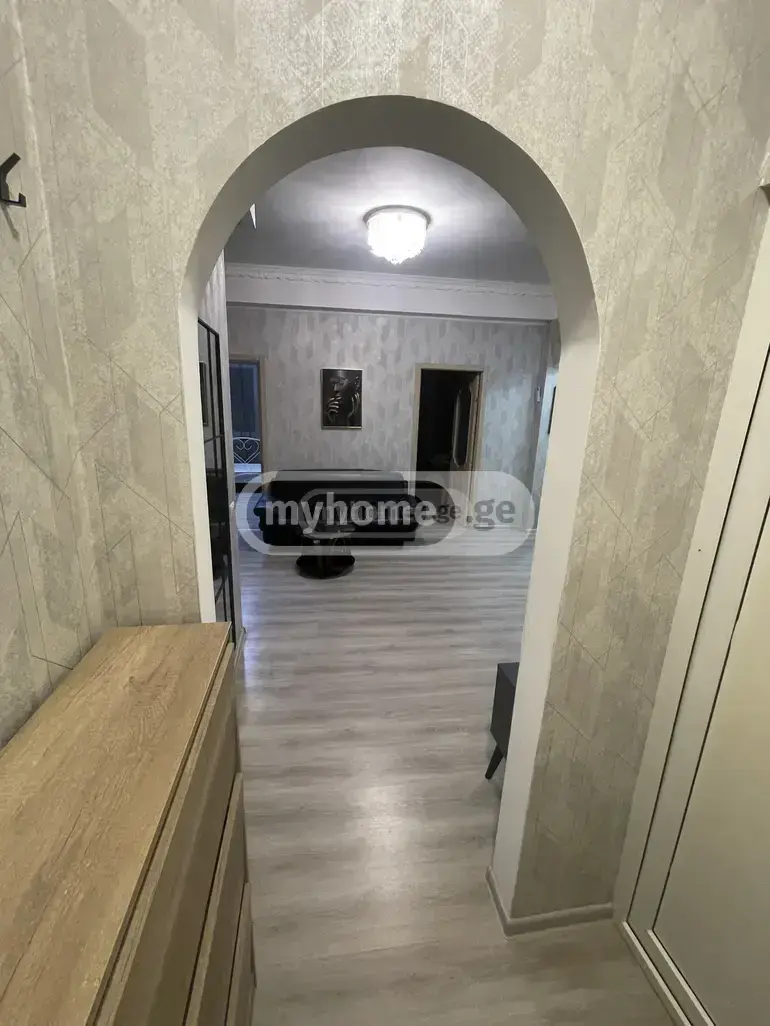 For Sale 3 Room Apartment Kutaisshi view 6