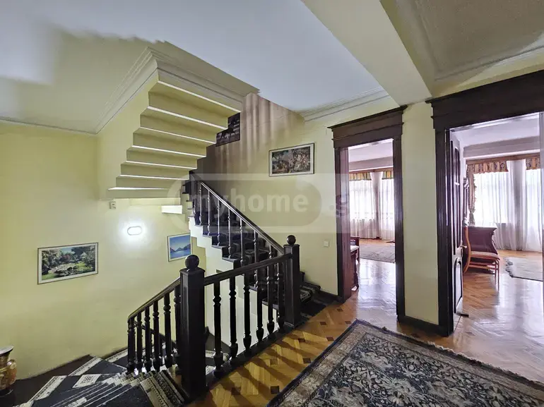 For Sale 10+ Room Sastumro In Batumi view 15