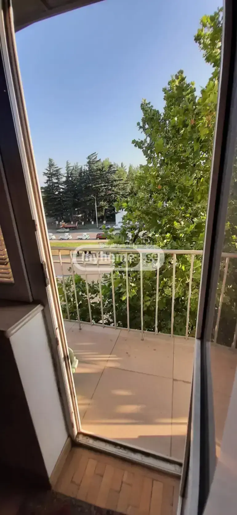For Sale 5 Room Apartment Kutaisshi view 4