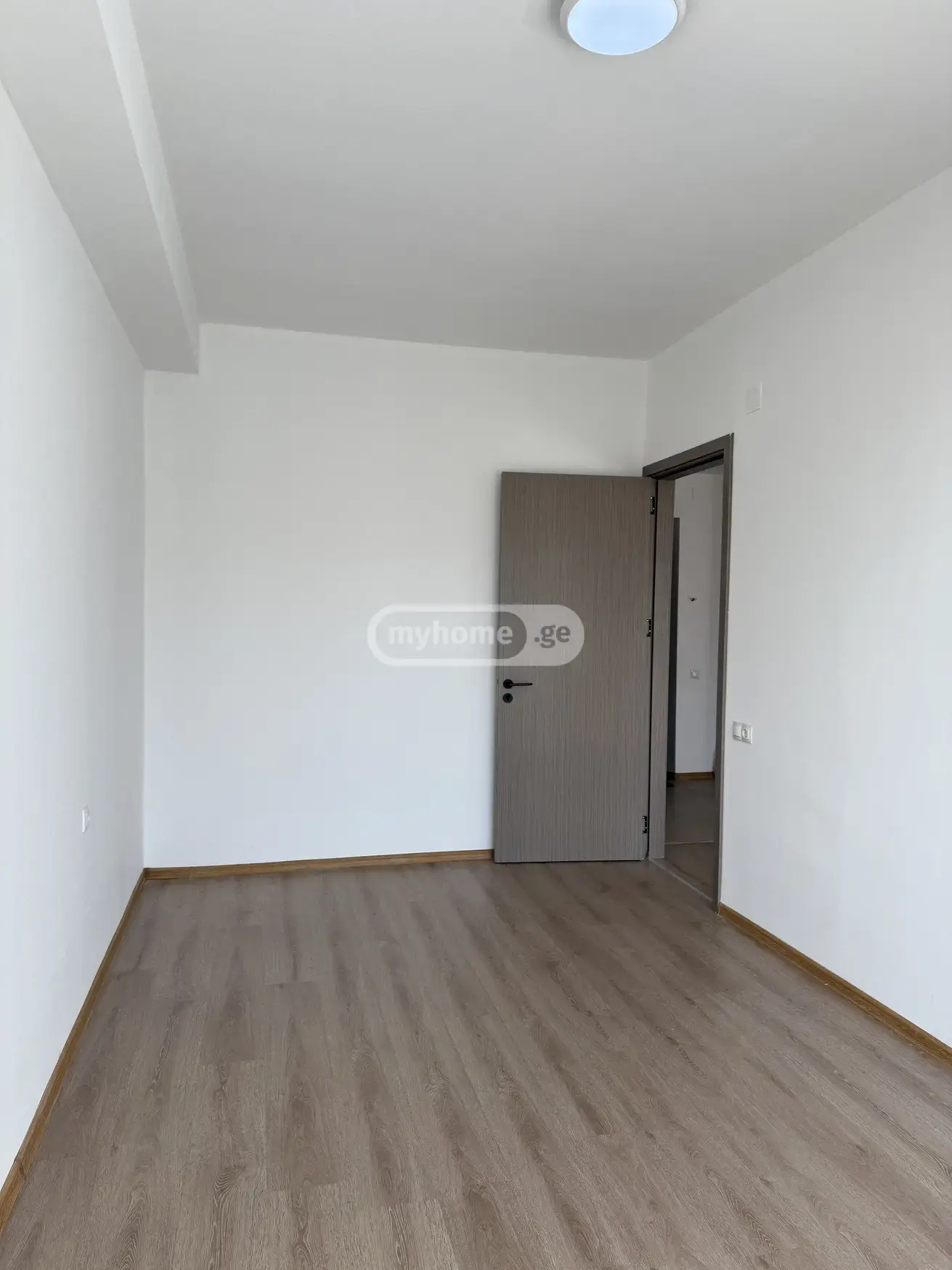 Продажа 2-комната Квартира view 4