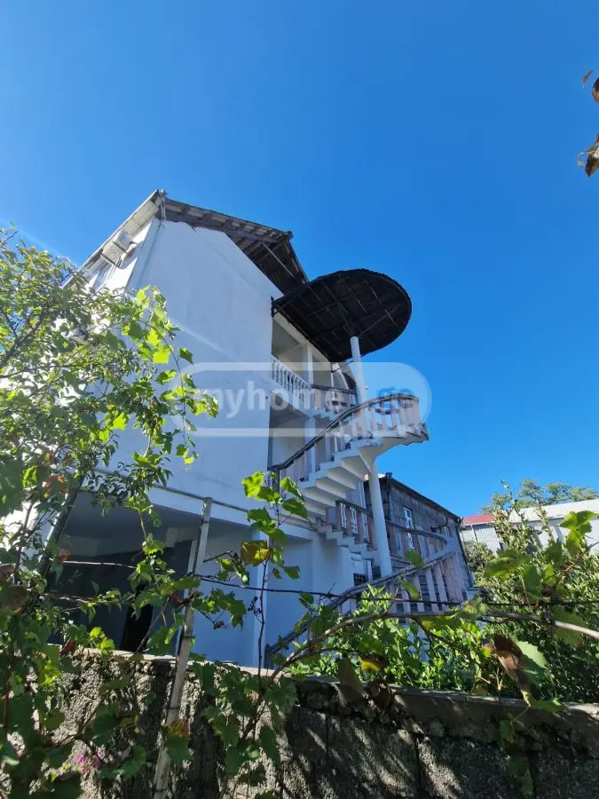 For Sale 10+ Room Sastumro Kobuletshi view 1