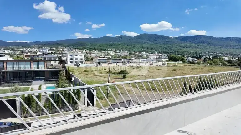 ქირავდება 5-ოთახი კერძო სახლი Mtskhetis Munitsipalitetshiში view 7