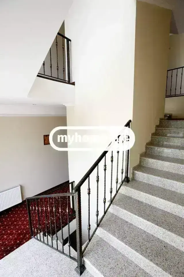 For Rent 10+ Room Sastumro In Vake, 6 of 11
