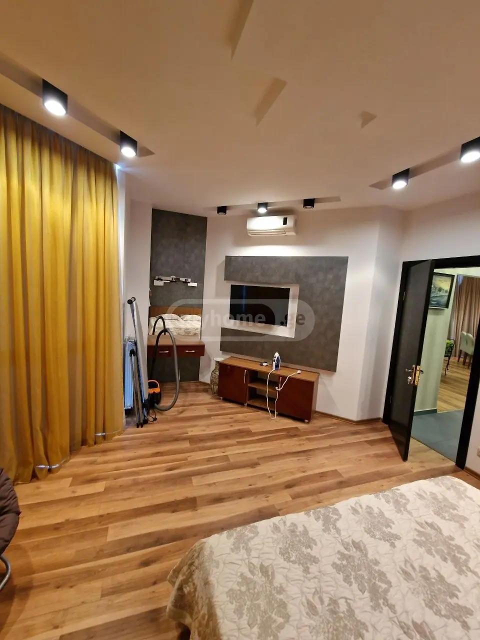 For Sale 4 Room Apartment view 5