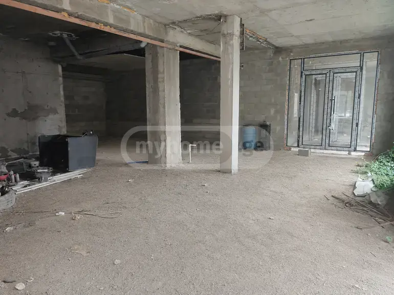For Sale Universaluri Commercial Space Dighmis Masivshi view 3