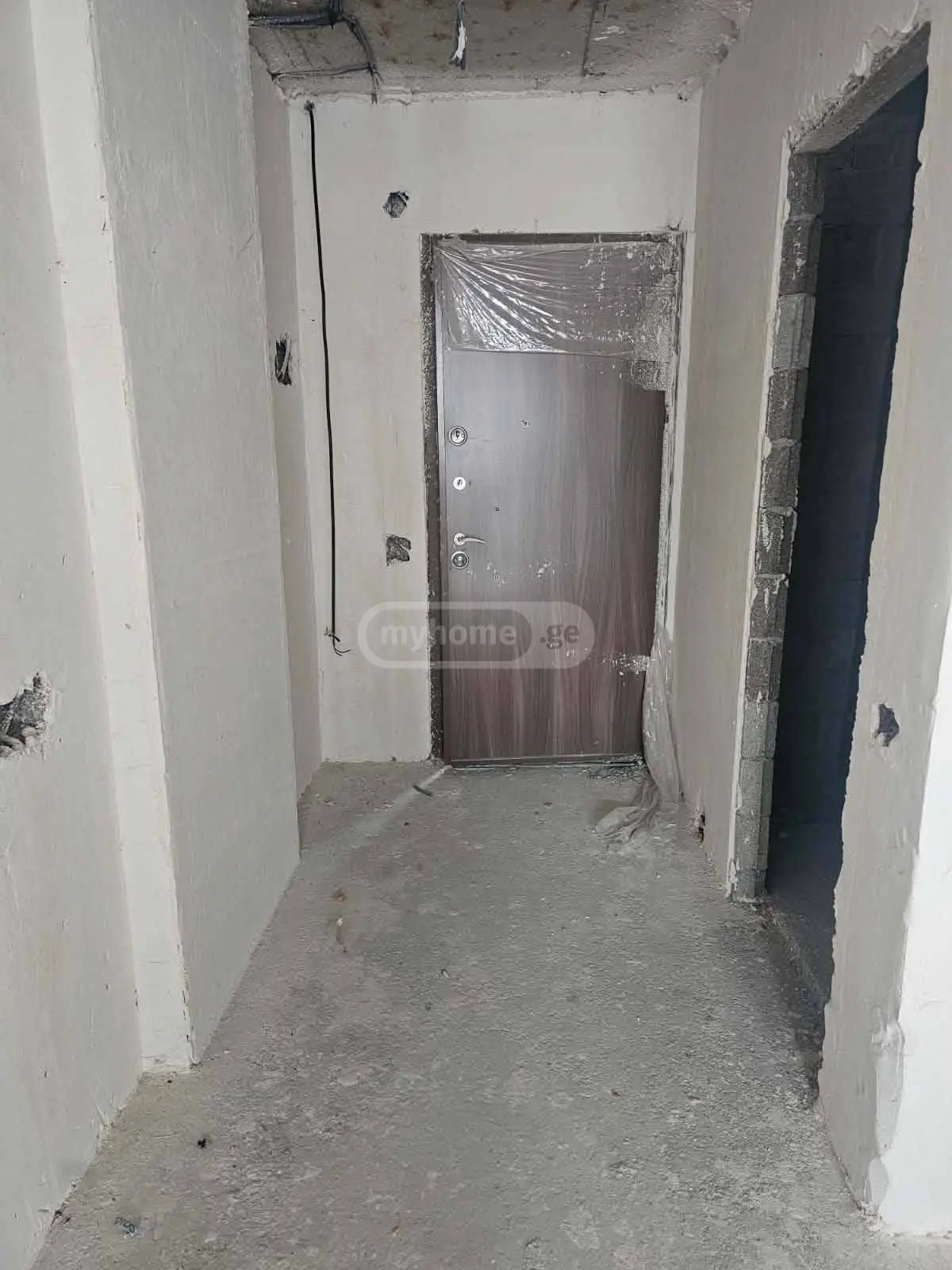 For Sale 1 Room Apartment view 4