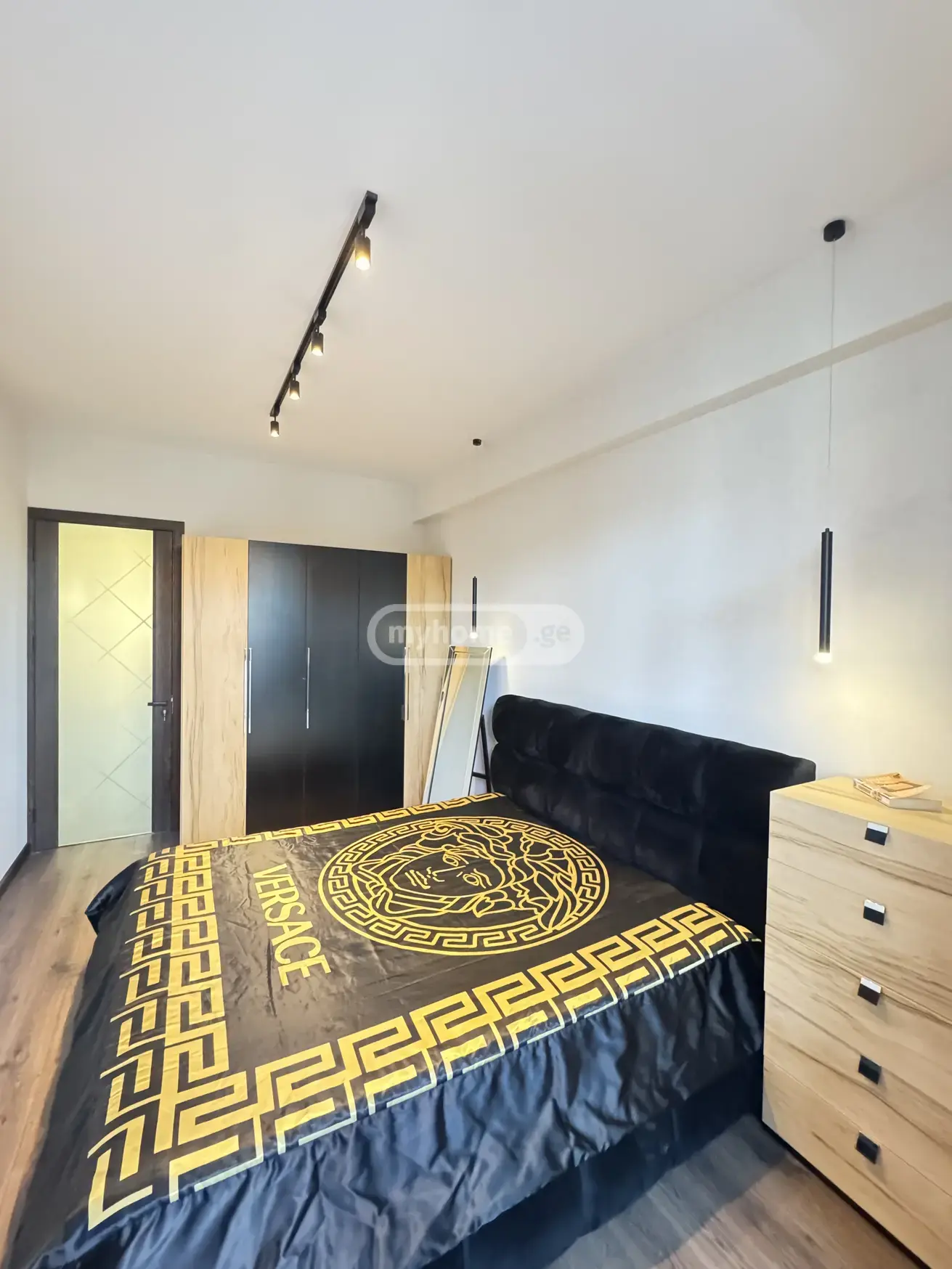 For Rent 3 Room Apartment Tsqnetshi view 4