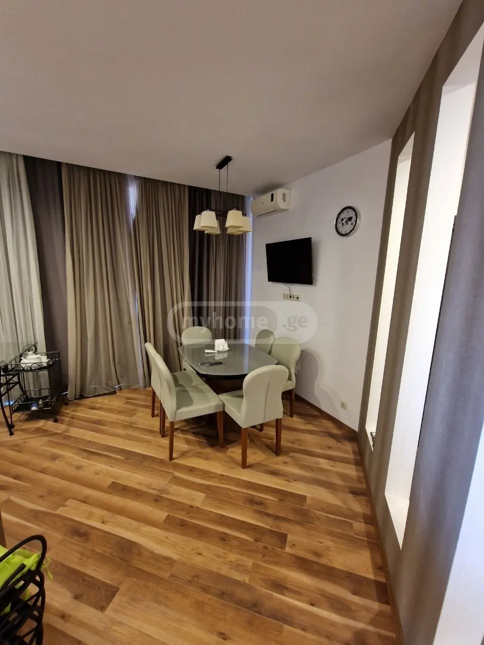 For Sale 4 Room Apartment view 7