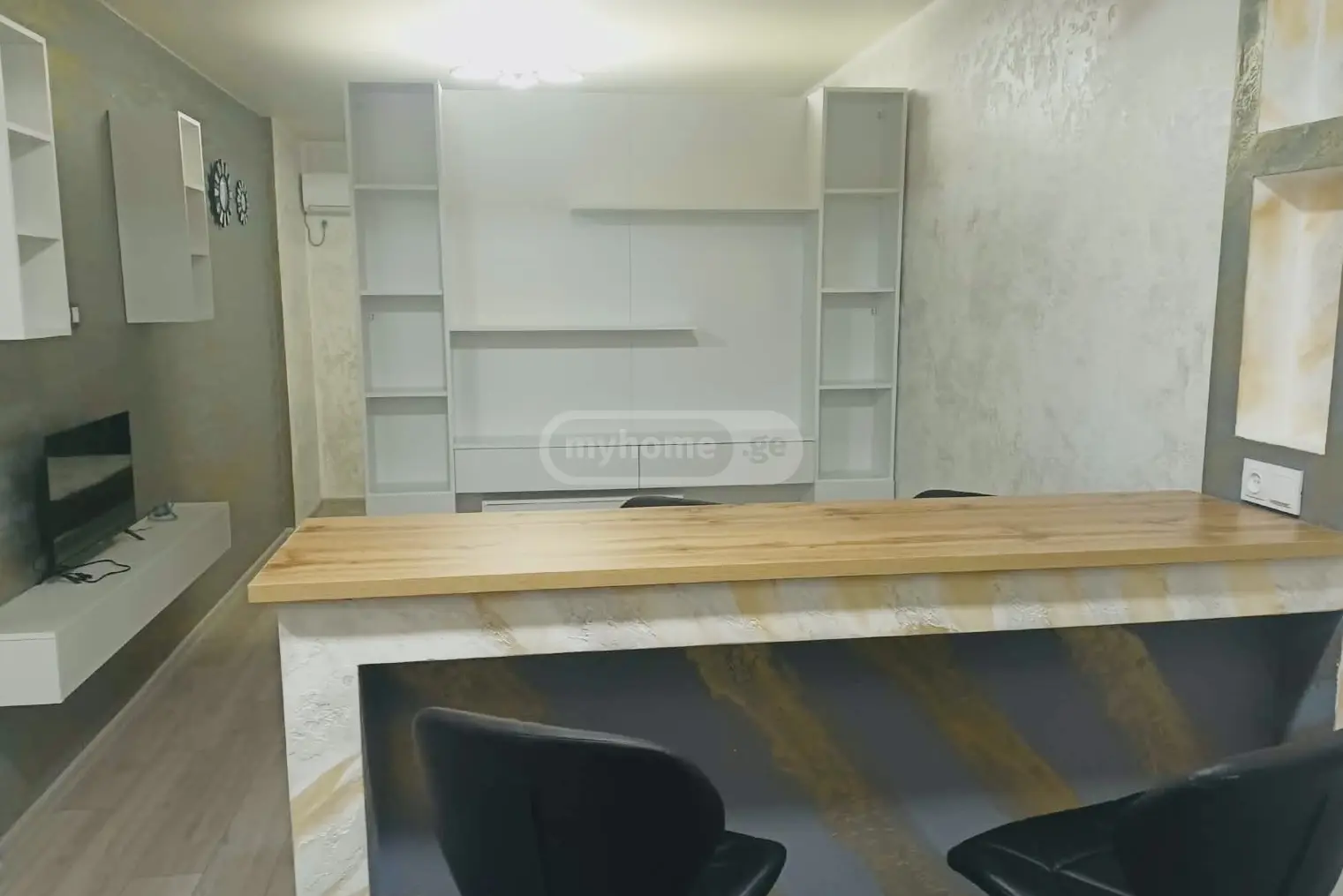 For Rent 1 Room Apartment view 5