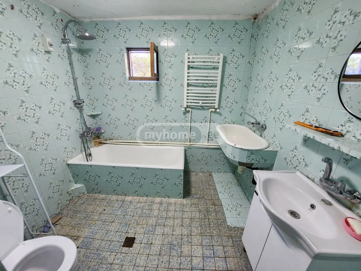 For Sale 6 Room Country House Tsqnetshi view 6