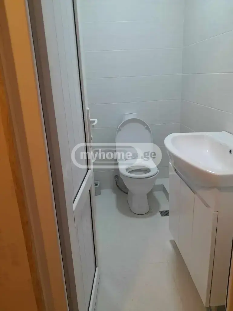For Sale 3 Room Apartment Kutaisshi view 4