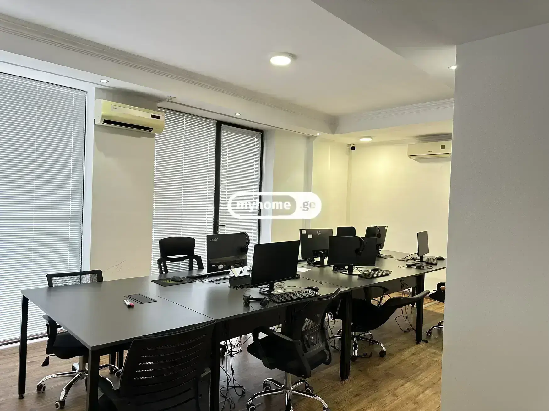 For Rent 10+ Room Sastumro In Vake, 3 of 11