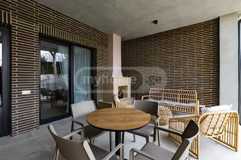 For Sale 6 Room Private House Tsqnetshi view 13