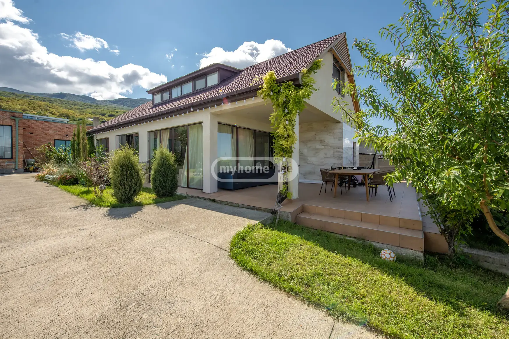Продажа 9-комната Загородный дом в Mtskhetashi view 2