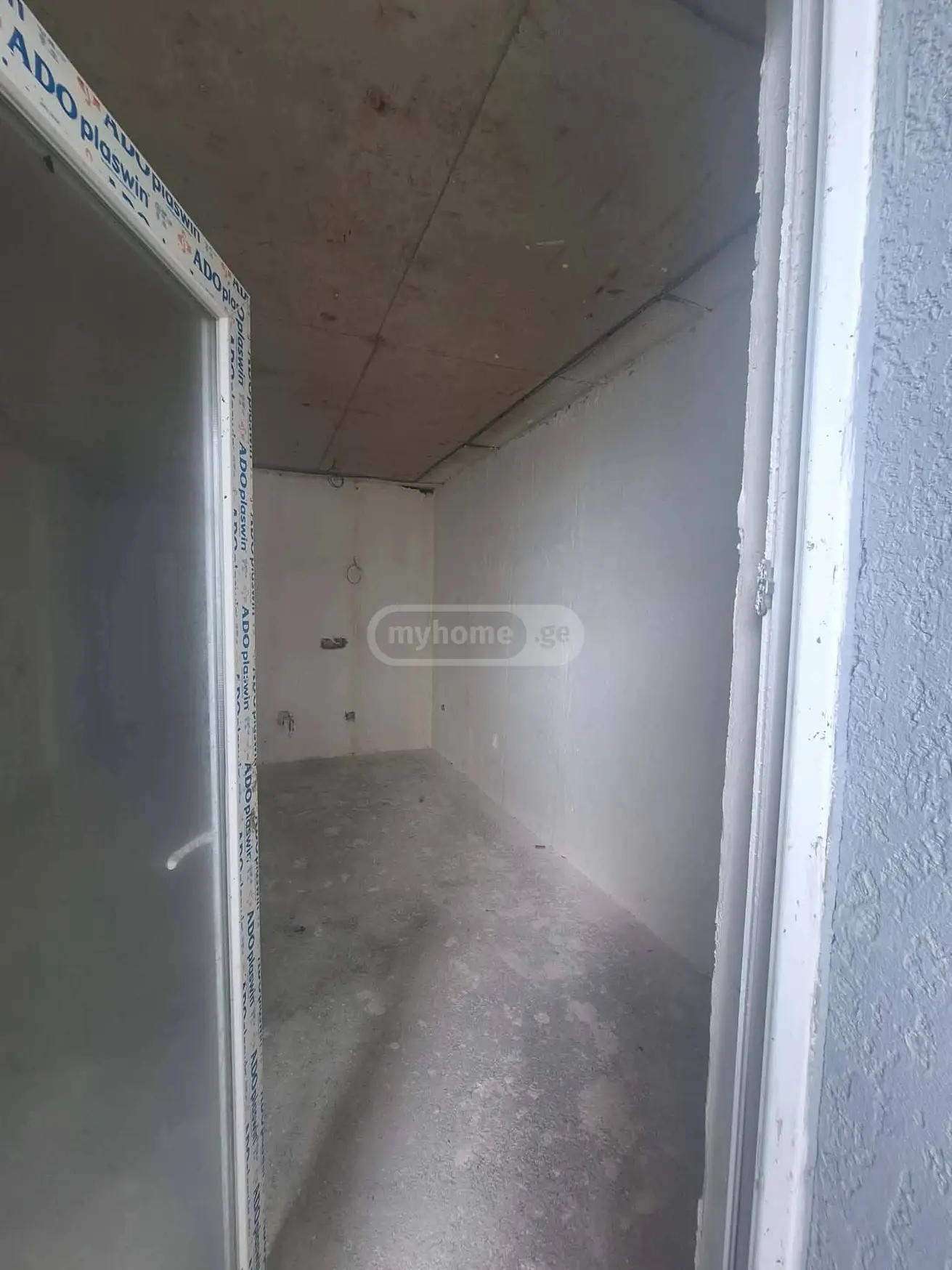 For Sale 1 Room Apartment view 3