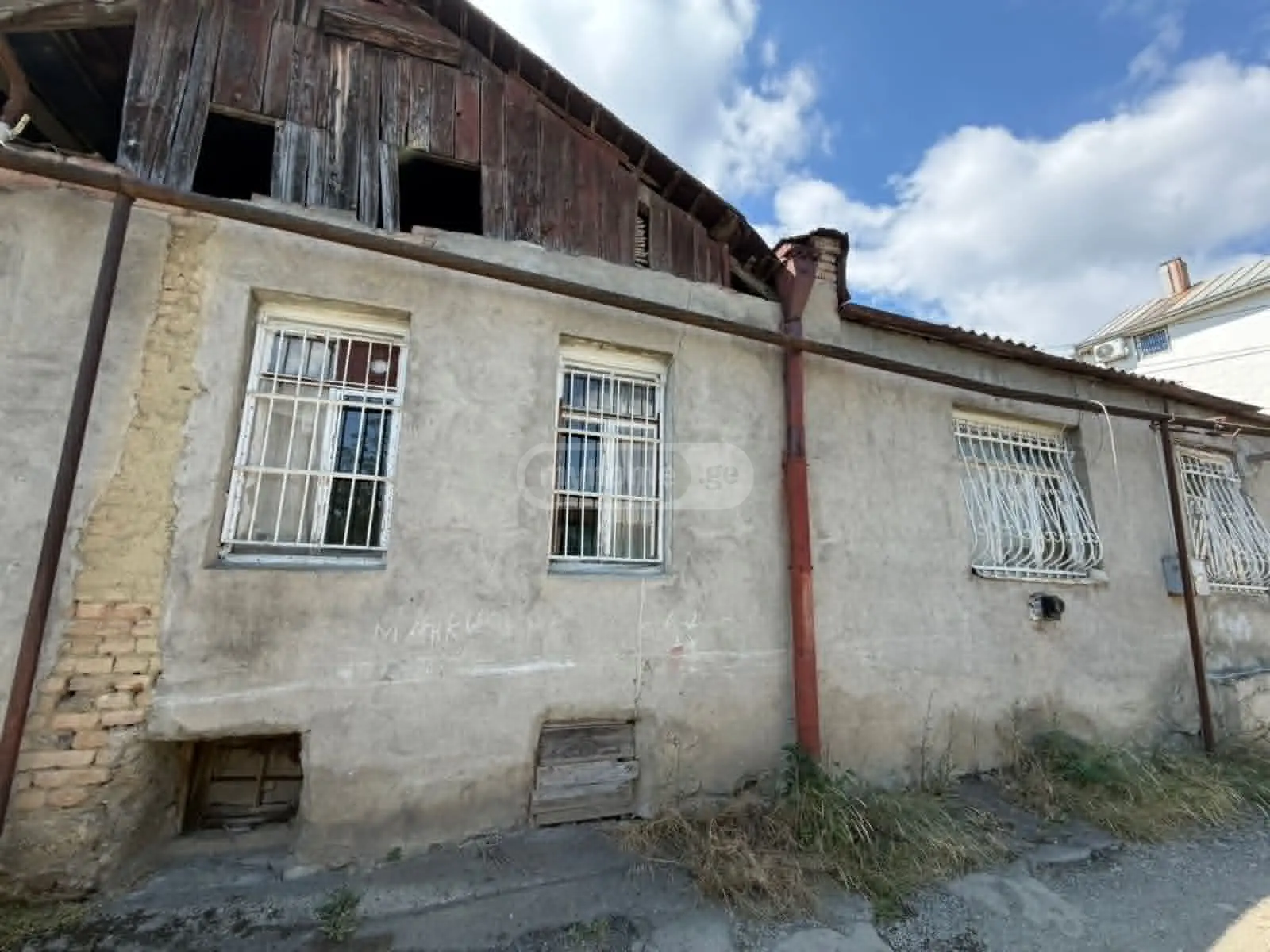 For Sale 3 Room Private House Veraze view 1