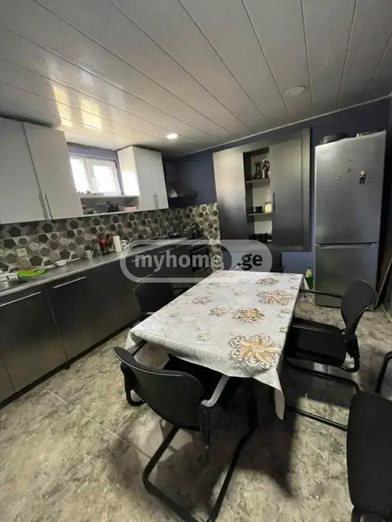For Sale 10+ Room Private House Tsavkisshi view 2