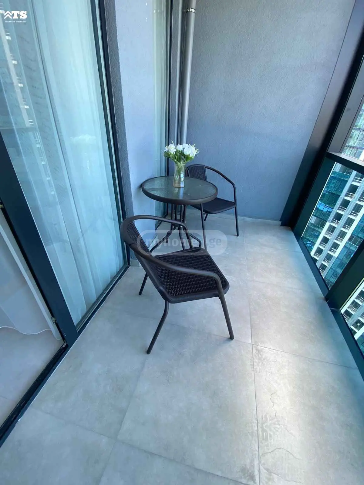 For Sale 1 Room Apartment view 4