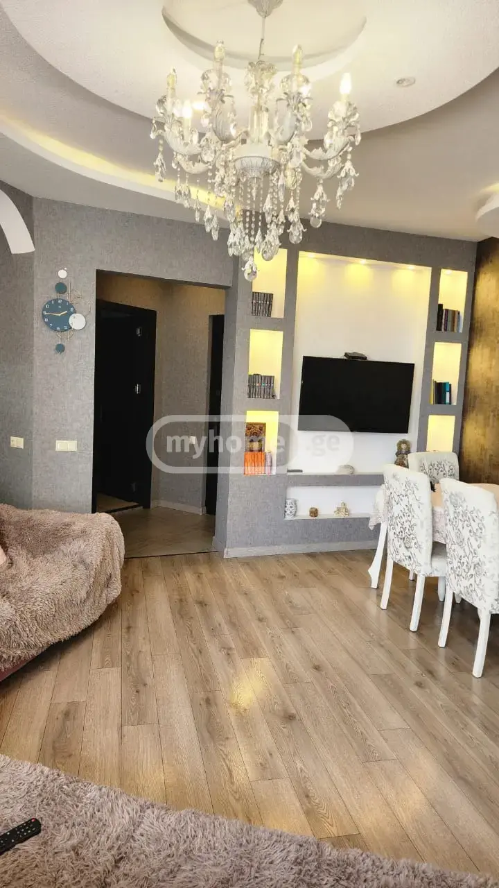For Sale 3 Room Apartment view 7