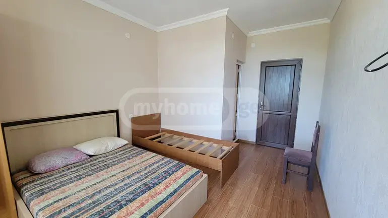 For Sale 8 Room Sastumro view 6
