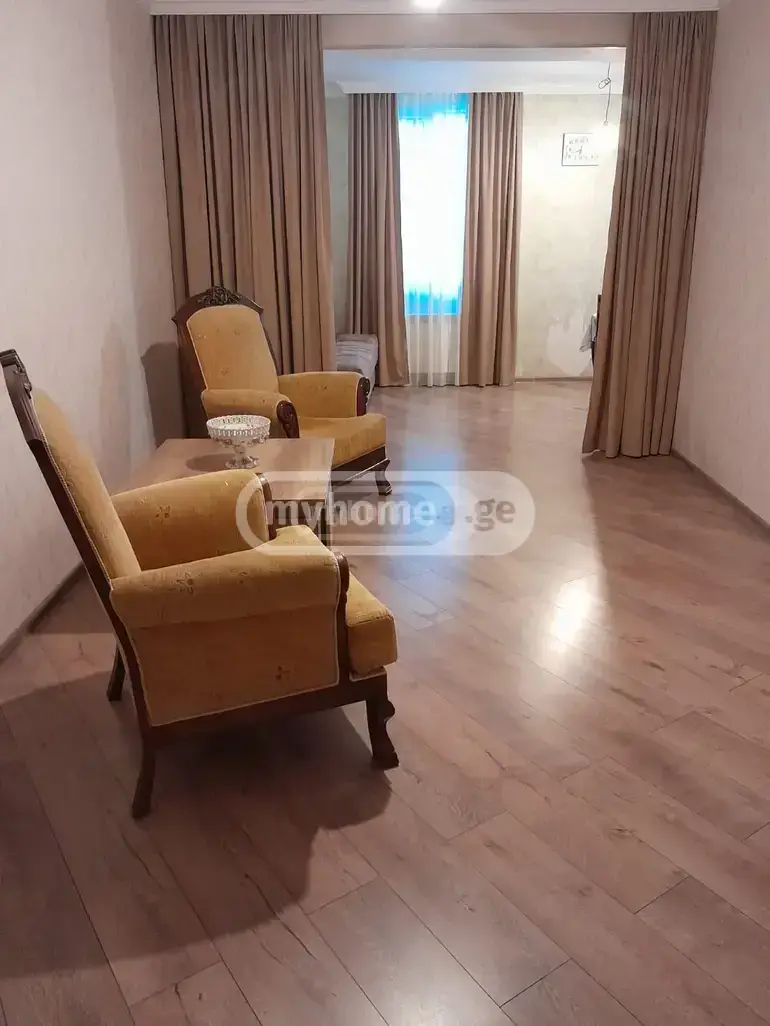 For Sale 3 Room Apartment Kutaisshi view 1
