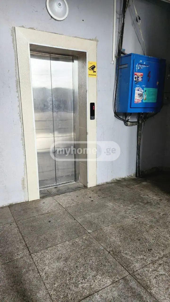 For Sale 3 Room Apartment view 9