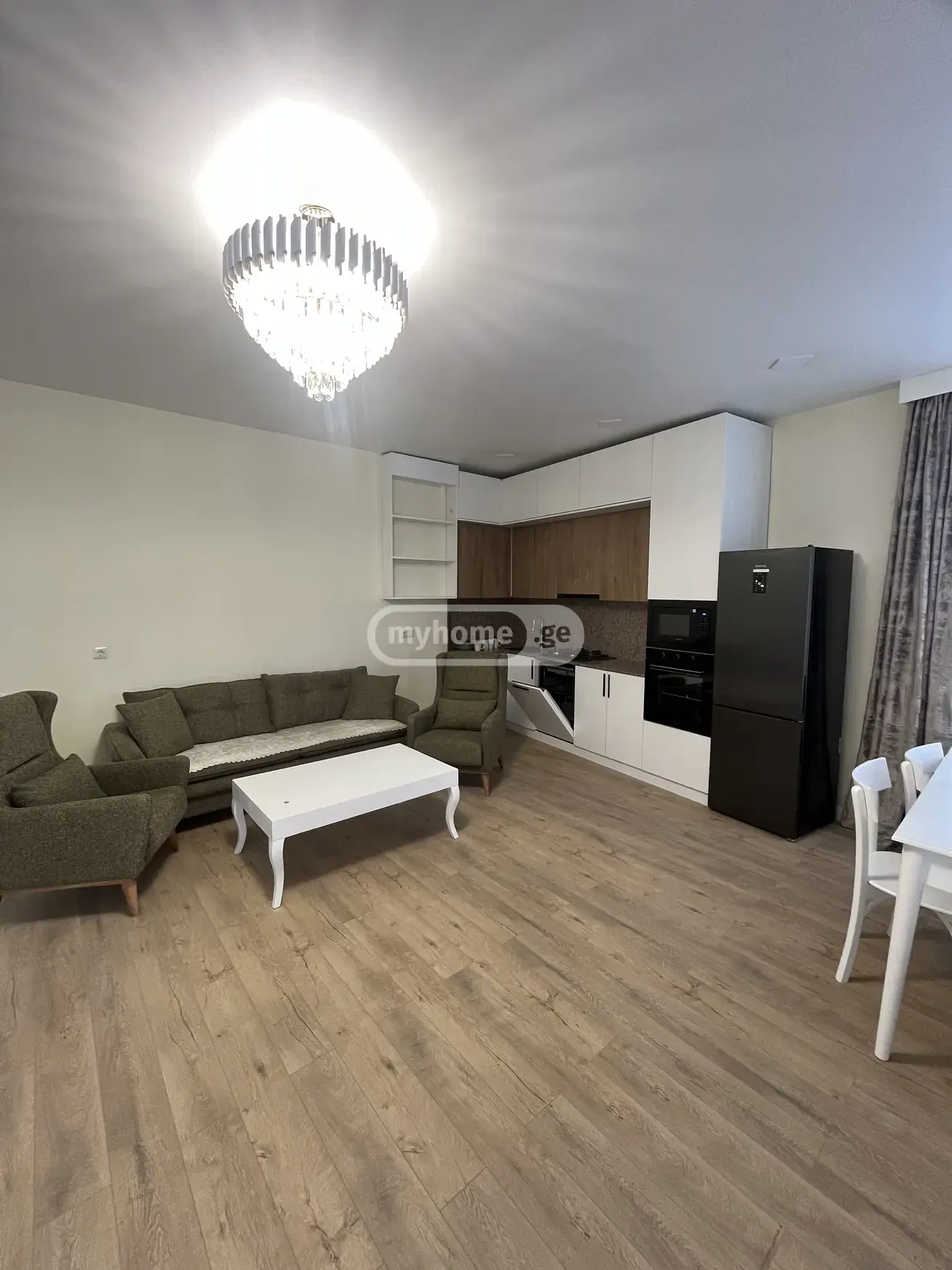 For Rent 3 Room Apartment view 2