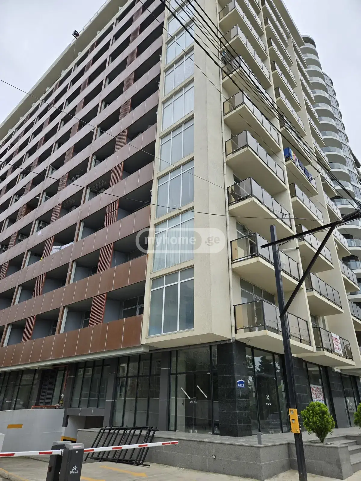 For Rent 4 Room Apartment view 2