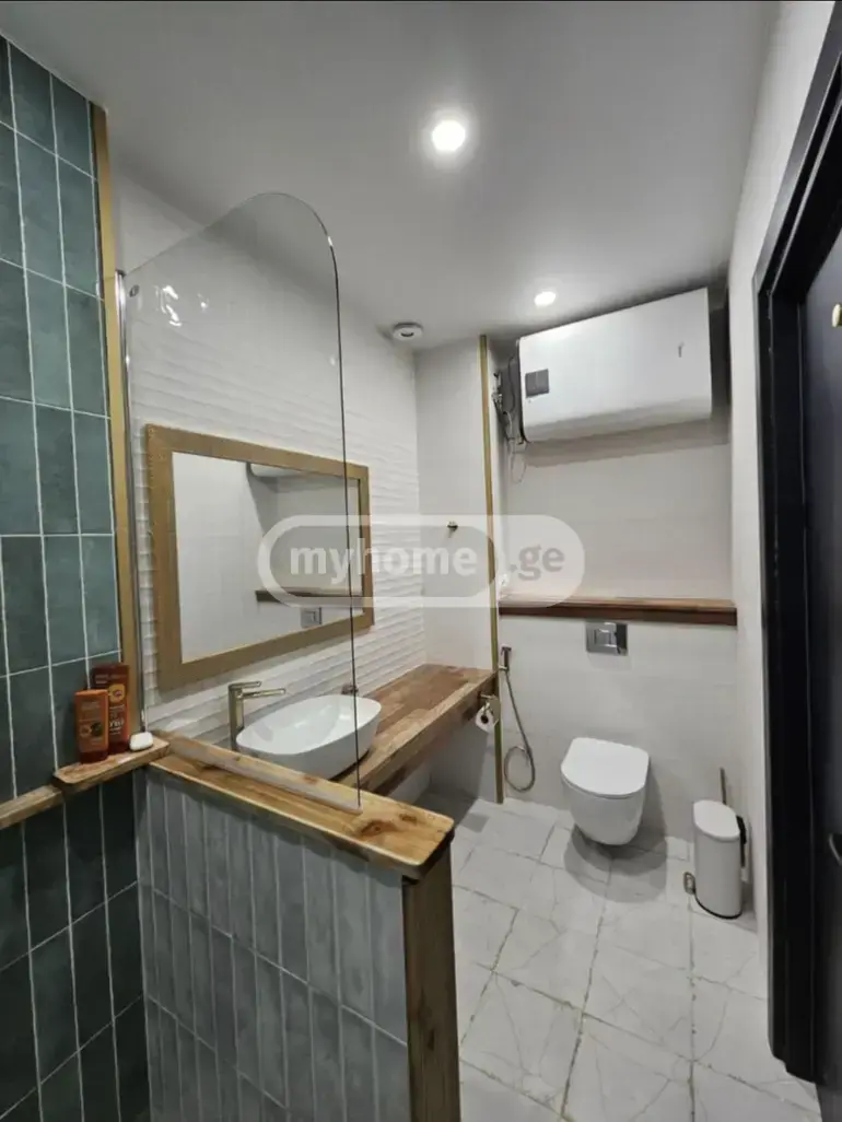 For Sale 2 Room Apartment Kobuletshi view 5