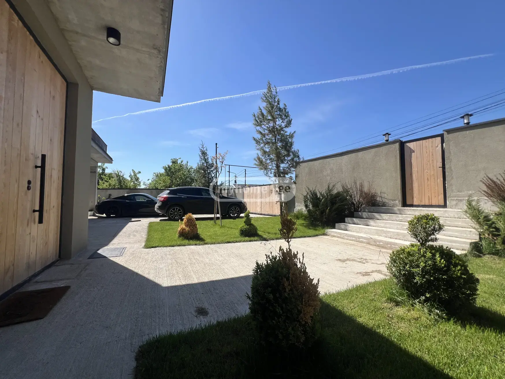 For Sale 8 Room Private House Okroqanashi view 9