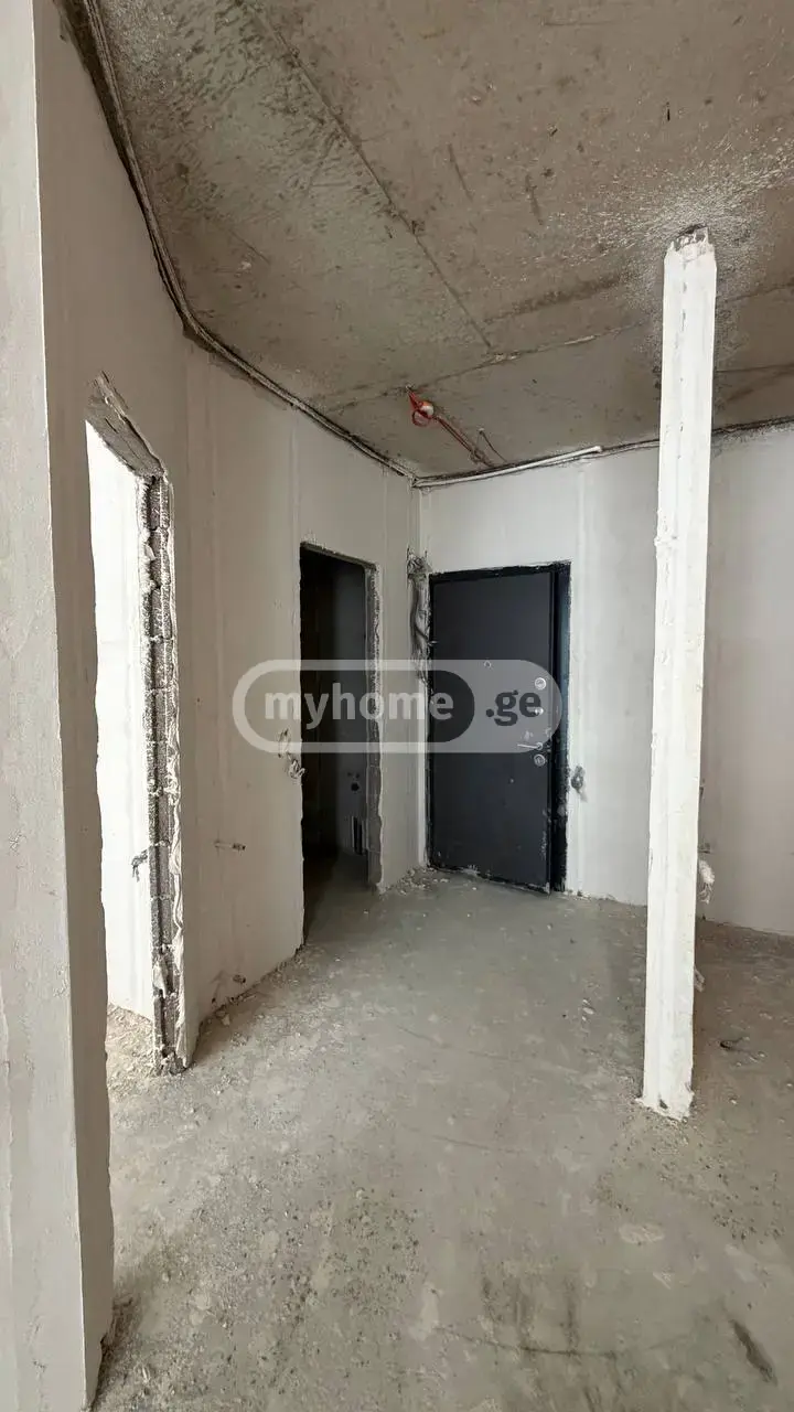 For Sale 2 Room Apartment view 3