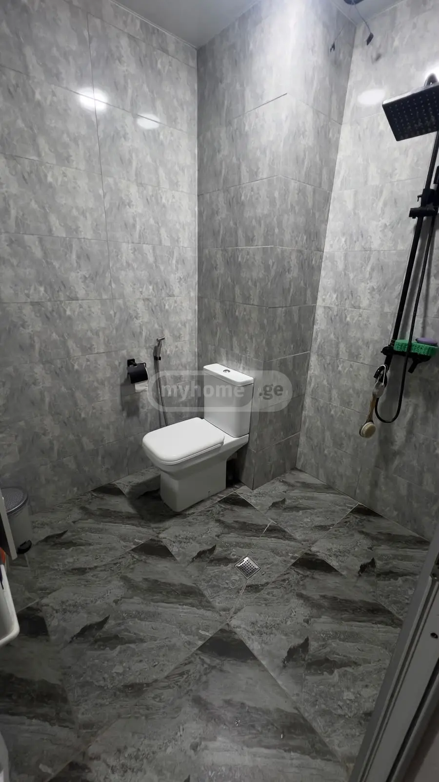 Daily Rent 4 Room Apartment view 5
