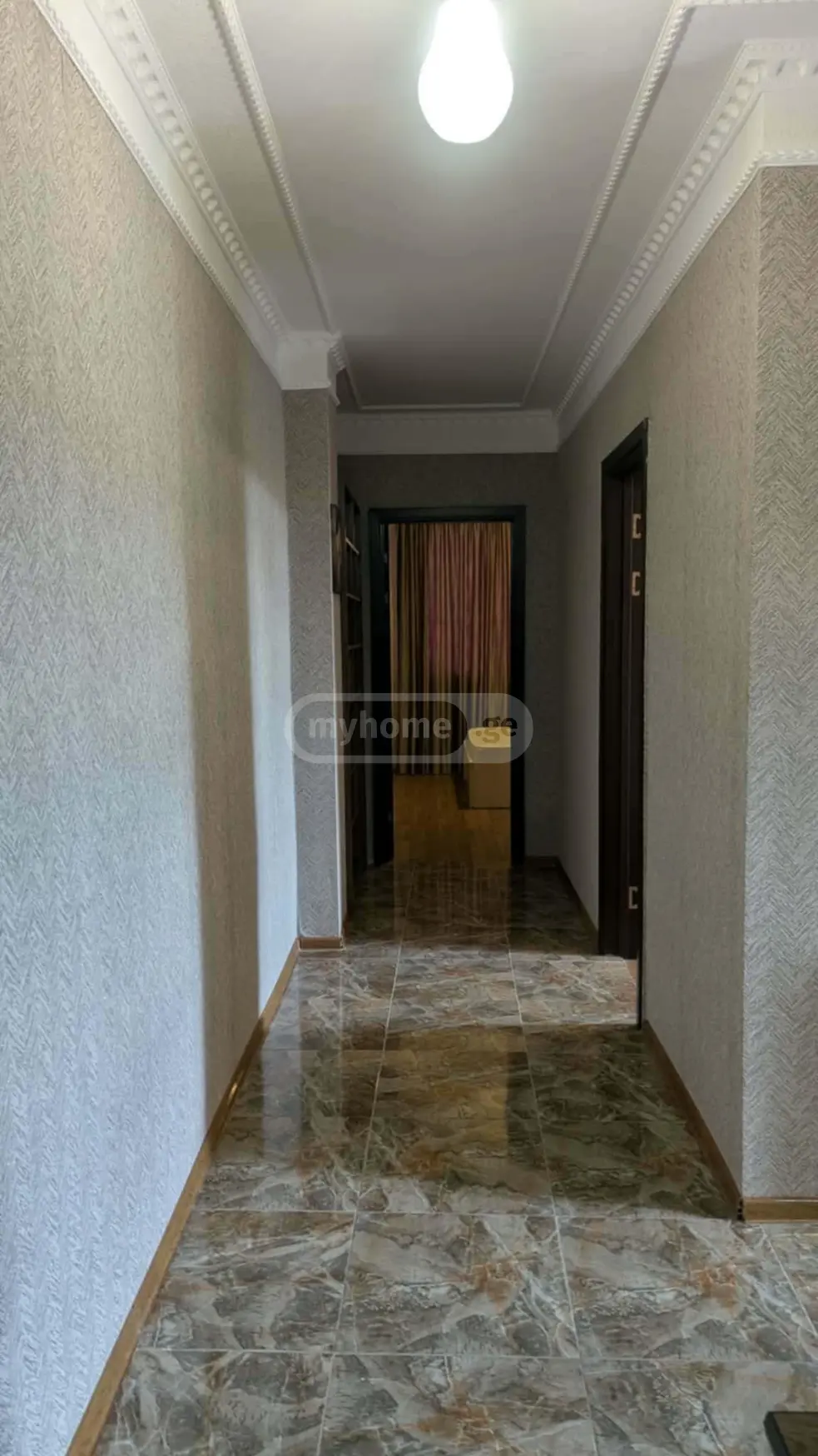 For Rent 3 Room Apartment Zugdidshi view 2