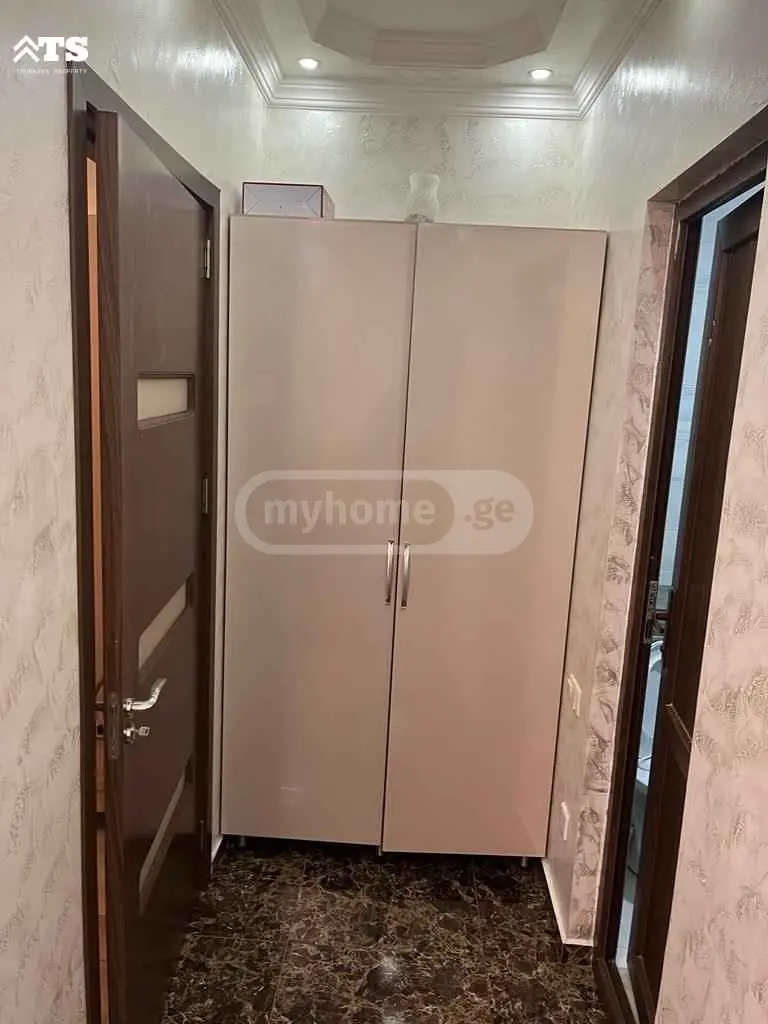 For Sale 2 Room Apartment view 8
