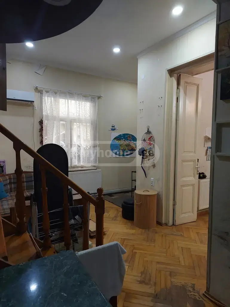 For Sale 3 Room Apartment Veraze view 4