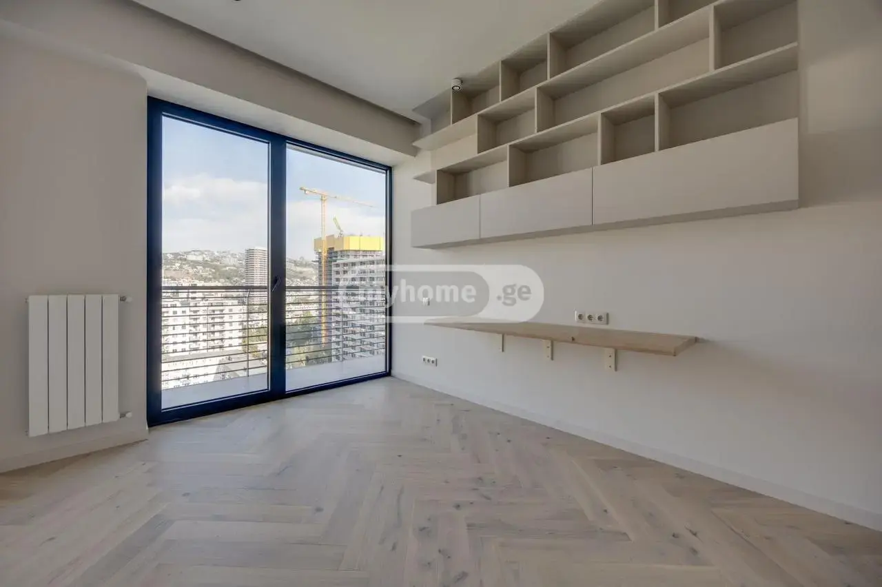 4 Room Flat For Sale view 40