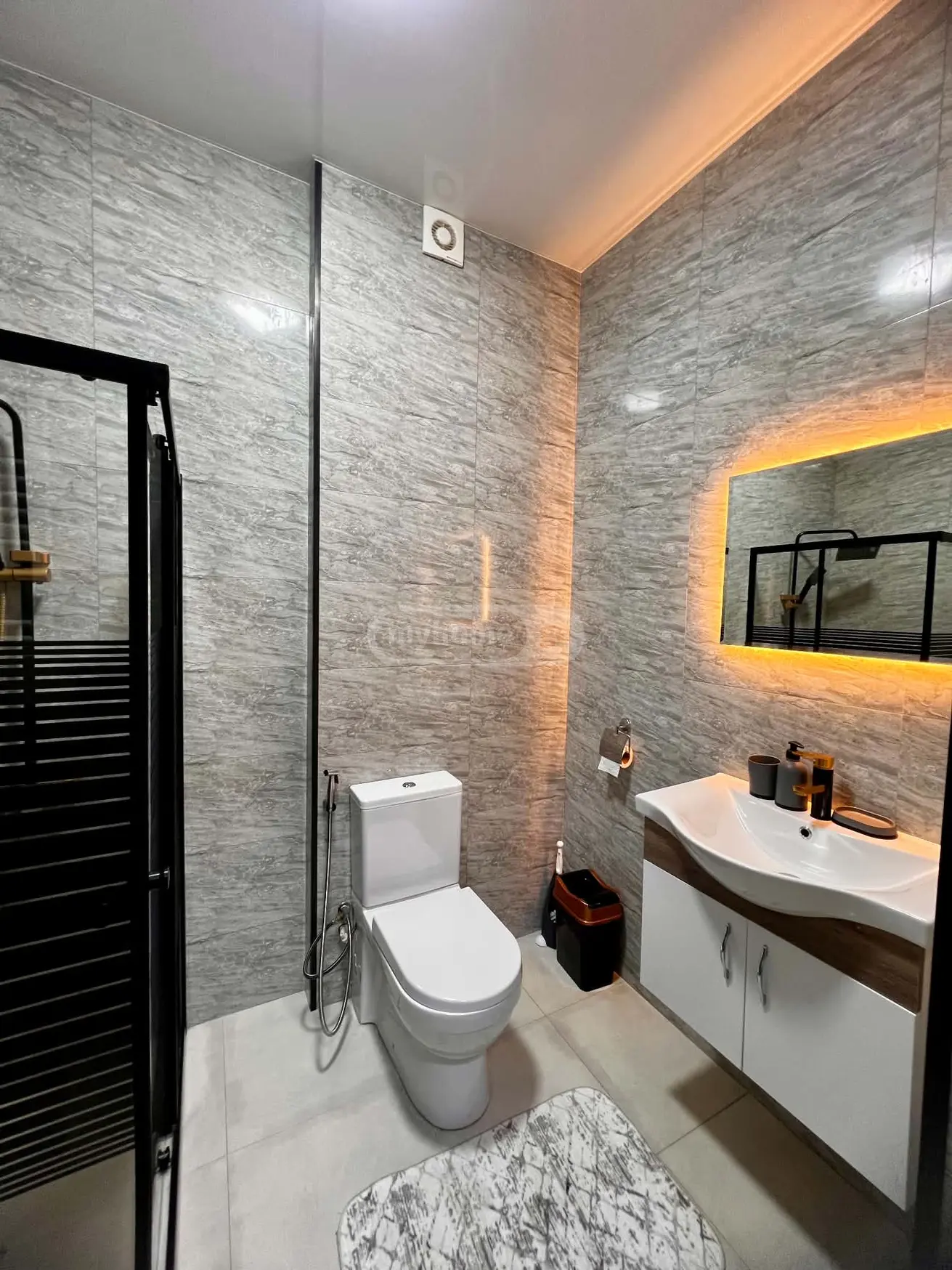 For Rent 3 Room Apartment view 2