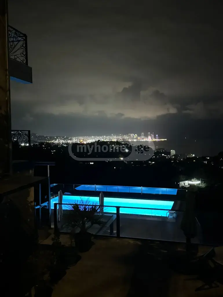 For Sale 10+ Room Private House In Batumi view 12