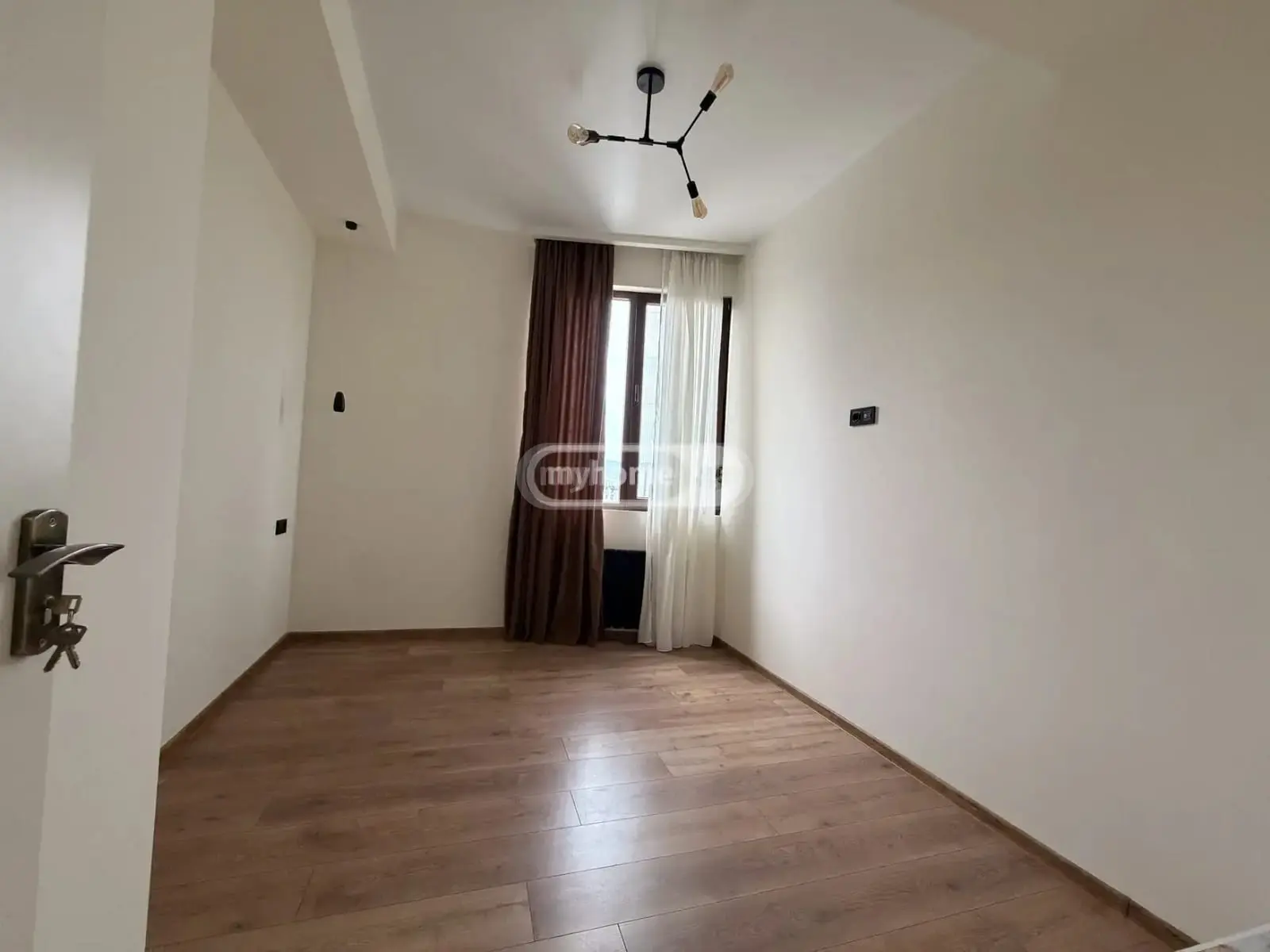 For Rent 3 Room Apartment Vashlijvarshi view 4