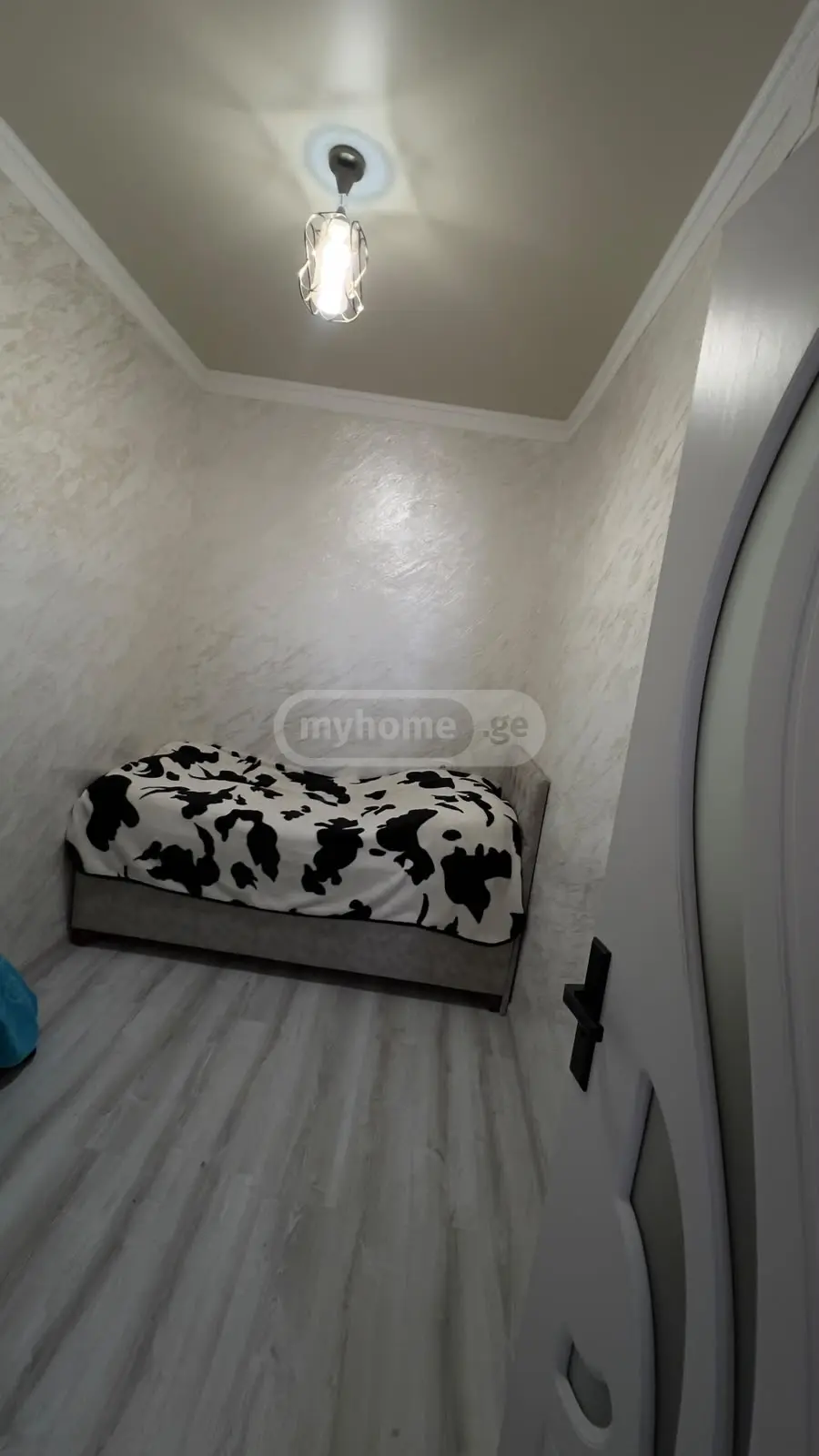 Daily Rent 4 Room Apartment view 6