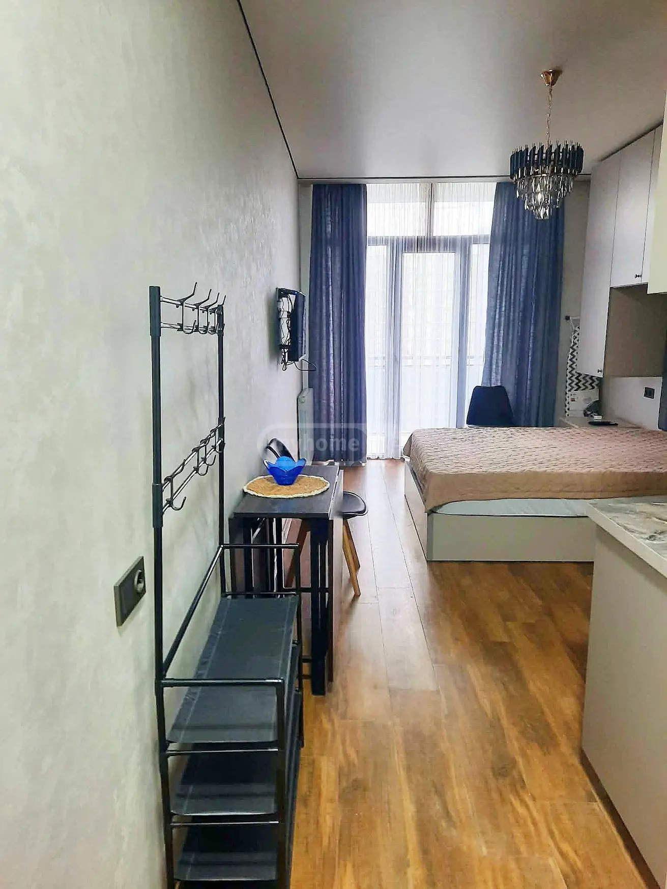 For Rent 1 Room Apartment view 1