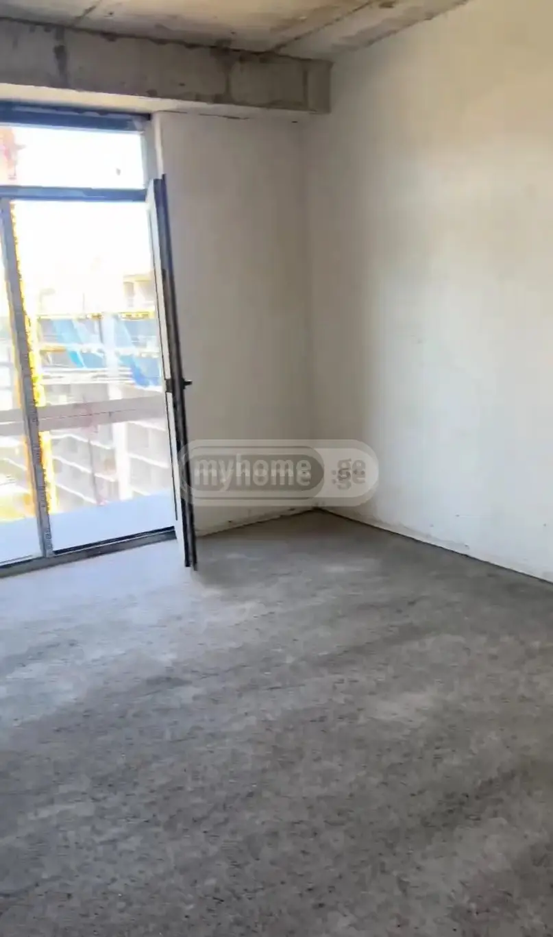 3 Room Flat For Sale view 8