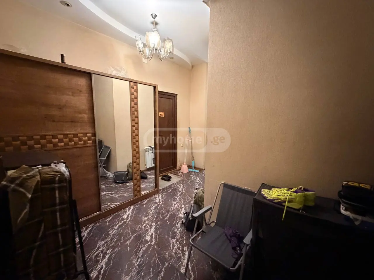 For Sale 3 Room Apartment view 4