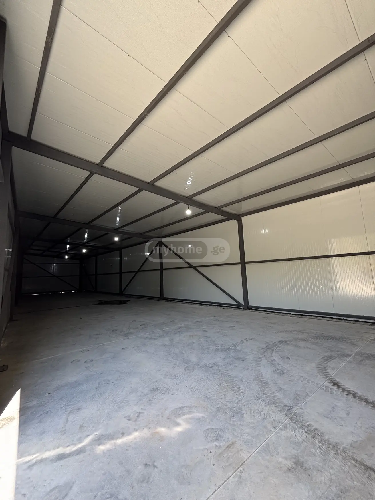 For Rent Sasatsqobe Commercial Space Dighmis Masivshi view 1