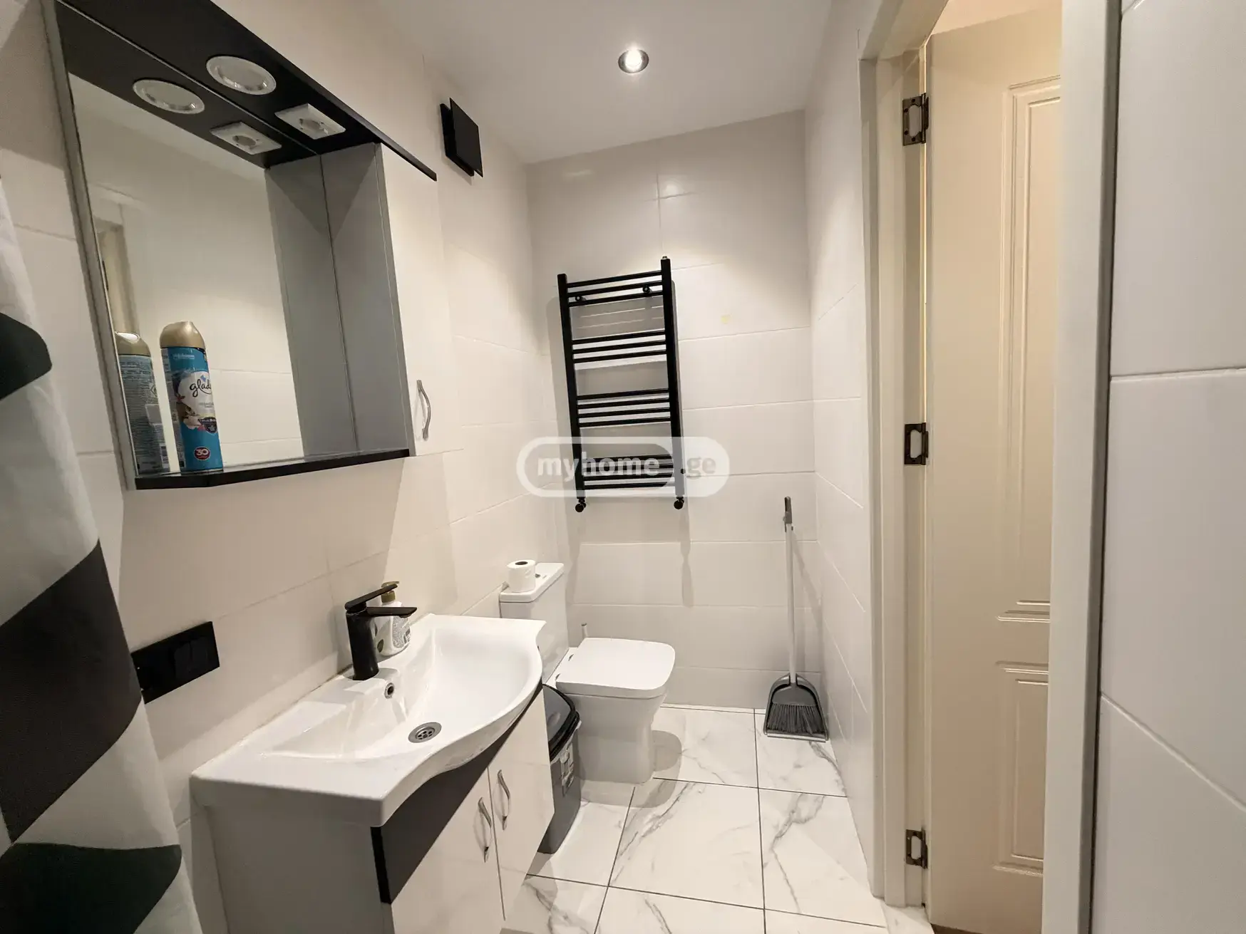 For Rent 3 Room Apartment Vashlijvarshi view 9