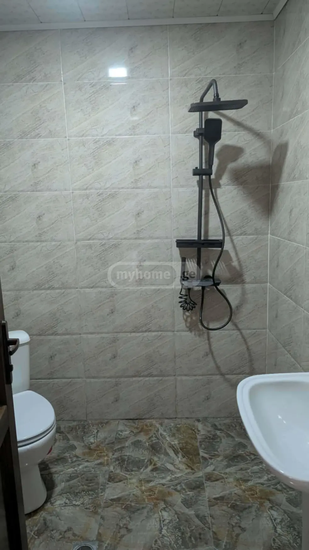 For Rent 3 Room Apartment Zugdidshi view 8